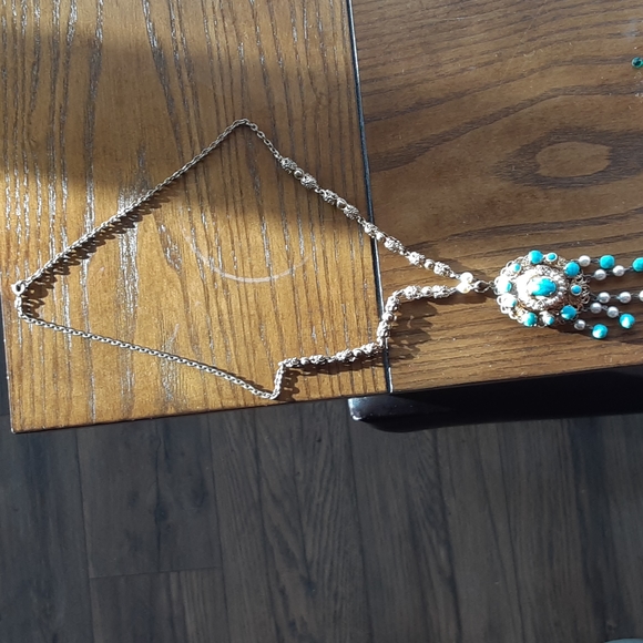 Necklace - Picture 3 of 4